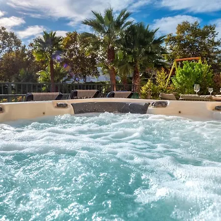 Place In The Sun - Private Hot Jacuzzi By Bedzy Αλμπουφέιρα